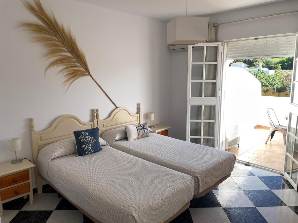 Hostal Del Faro Кониль-де-ла-Фронтера Экстерьер фото