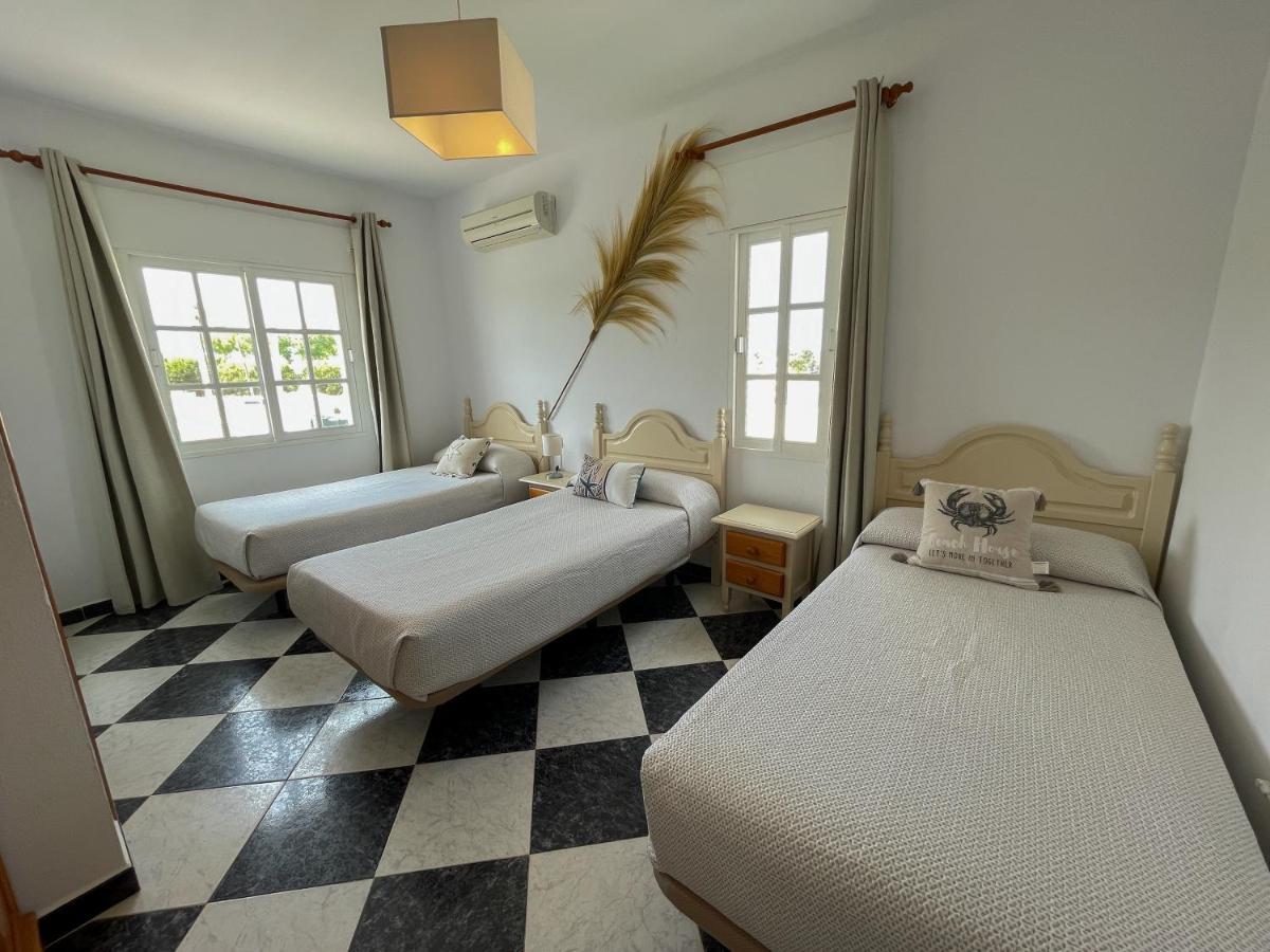 Hostal Del Faro Кониль-де-ла-Фронтера Экстерьер фото