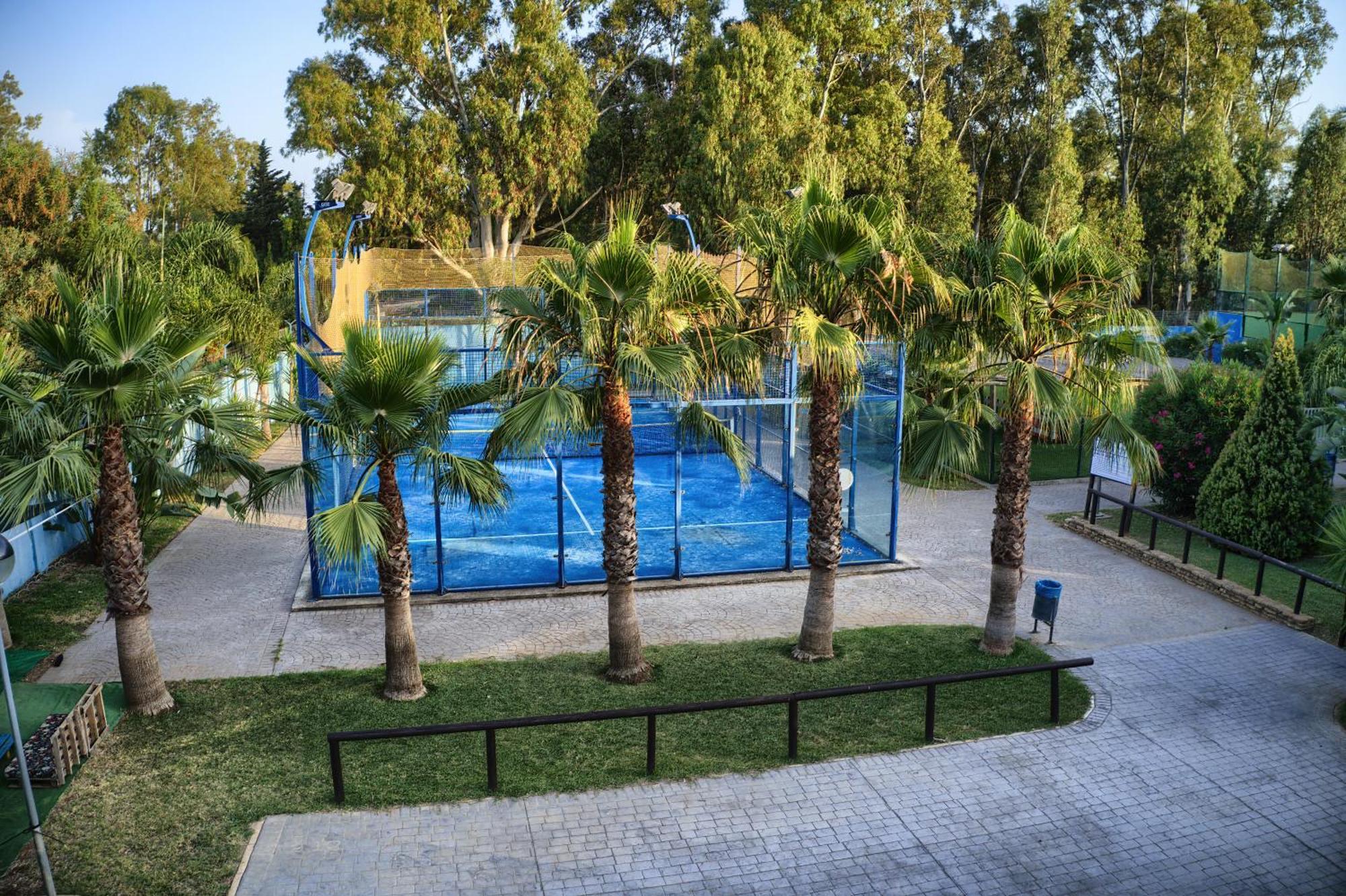 Hostal Del Faro Кониль-де-ла-Фронтера Экстерьер фото