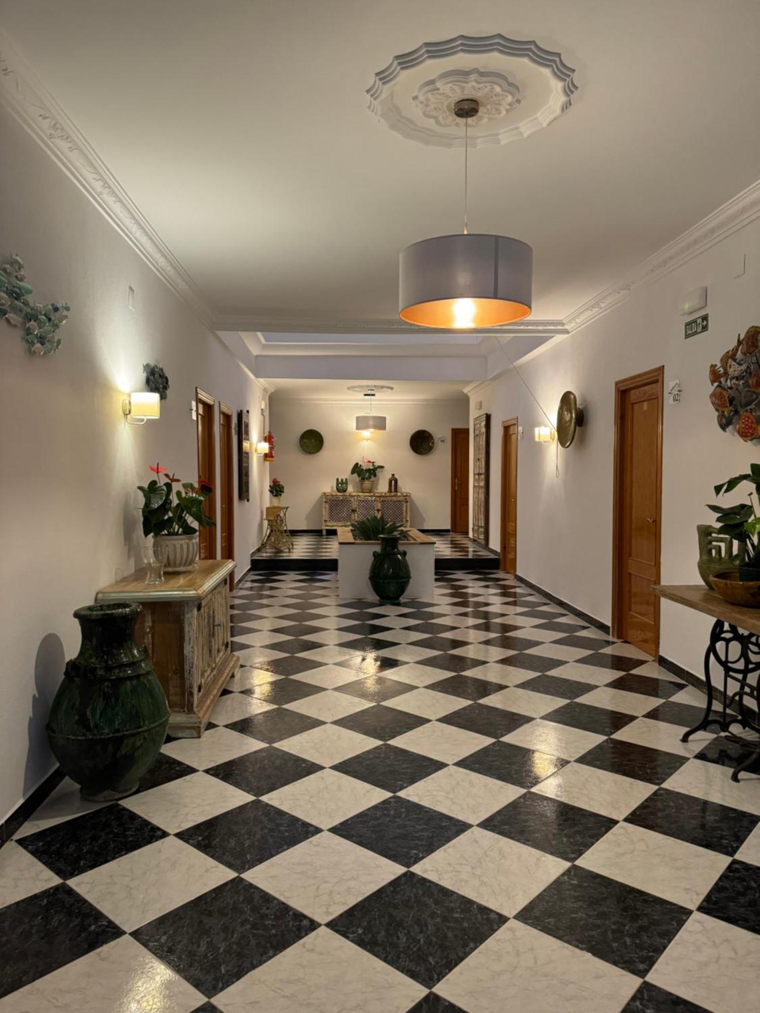 Hostal Del Faro Кониль-де-ла-Фронтера Экстерьер фото